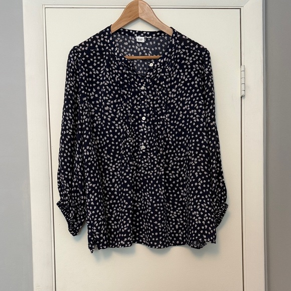 GAP XL women’s shirt - Picture 1 of 9